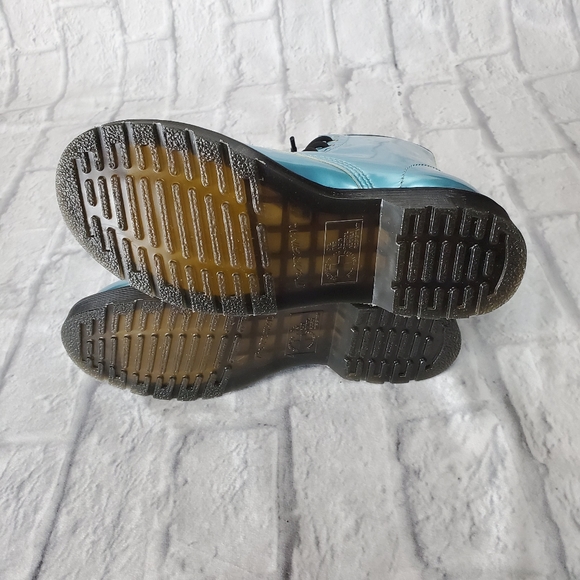 NEW DR. MARTENS BLUE VEGAN COMBAT BOOTS - Picture 9 of 9